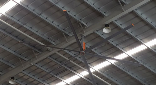 大風(fēng)扇，大能量：7.3米工業(yè)大吊扇的降溫奧秘！